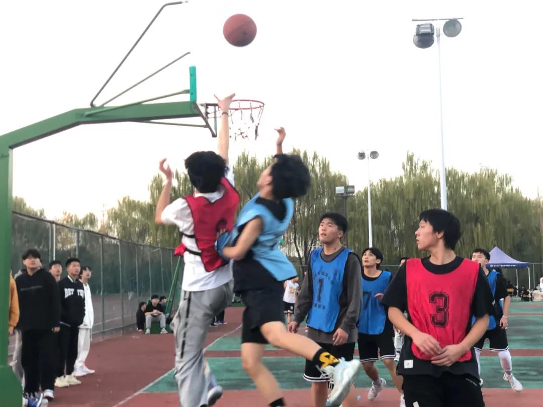 學(xué)校活動(dòng)